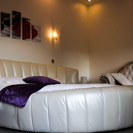 Bed and Breakfast Chateau Nevers Varennes-Vauzelles Exterior foto